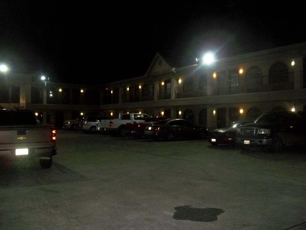 Scottish Inn&Suites Beaumont Exterior foto